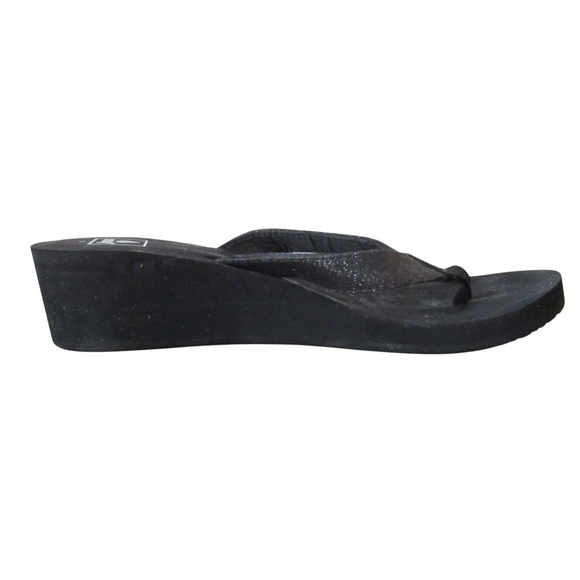 Reef Charcoal Flip Flops - Picture 2 of 11
